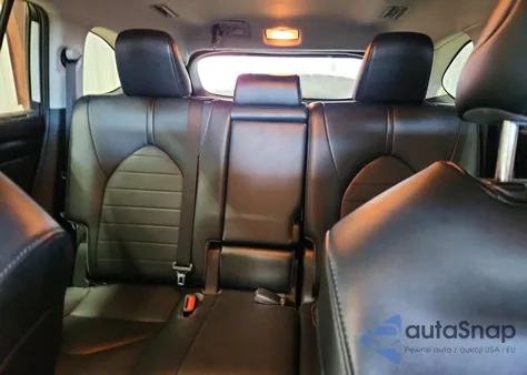 2021 Toyota Highlander Xle z USA, uszkodzony, nr VIN 5TDGZRBH8MS546396